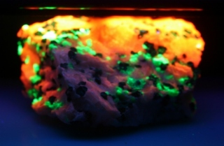 Willemite, Calcite - Franklin, New Jersey, USA